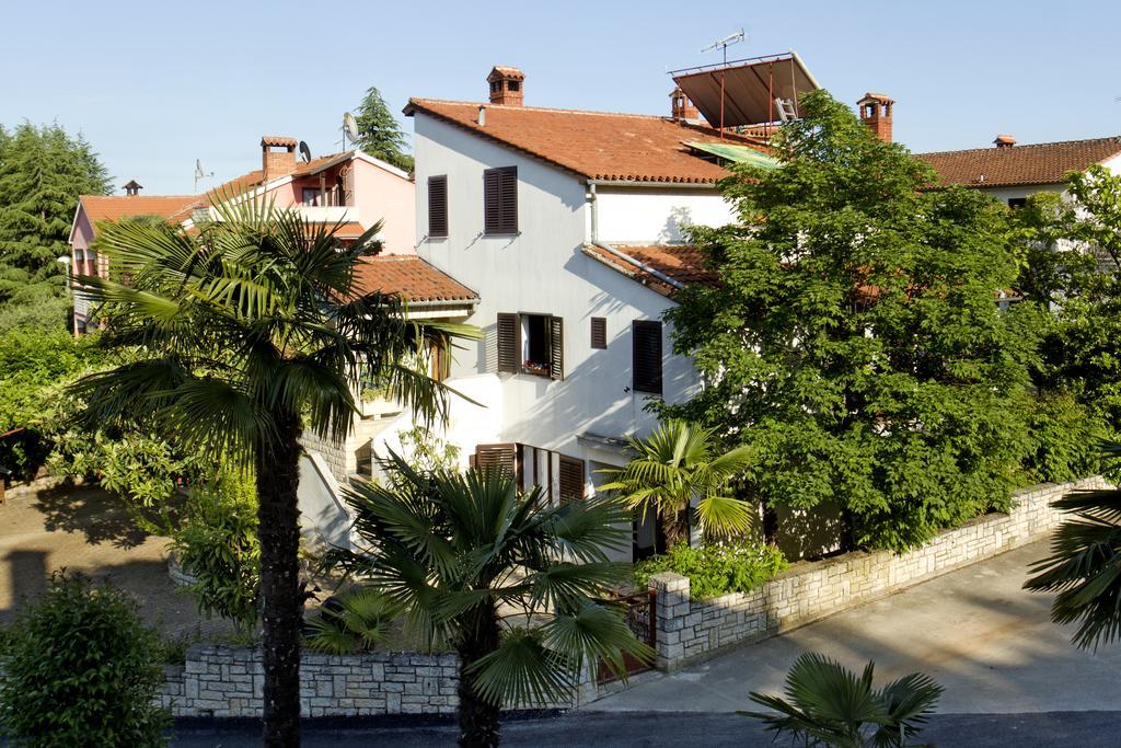 Apartments Mladenka Poreč Extérieur photo
