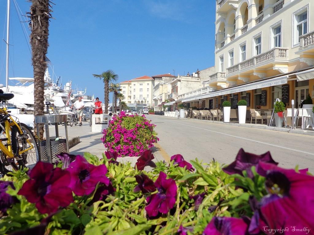Apartments Mladenka Poreč Extérieur photo